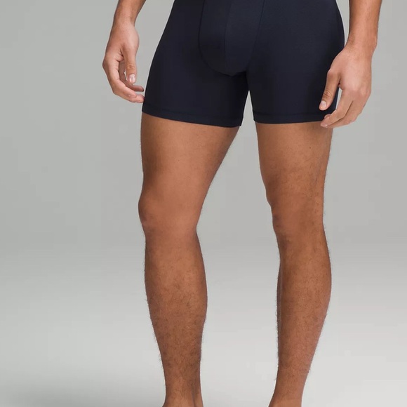 Lululemon - Always In Motion Mesh Boxer 5" -
3 Pack - Picture 2 of 5